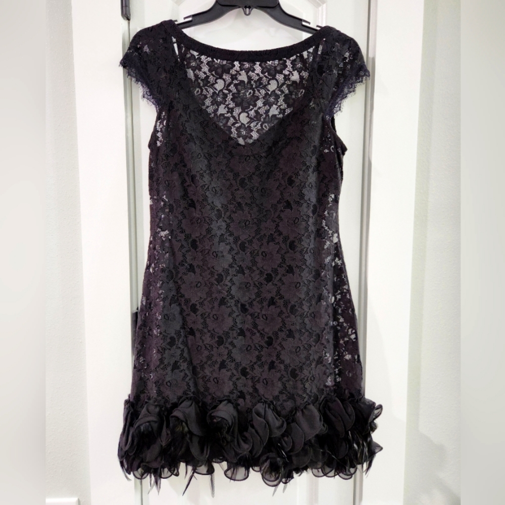 Jessica Simpson Lace & Feather Dress, size 8, EUC